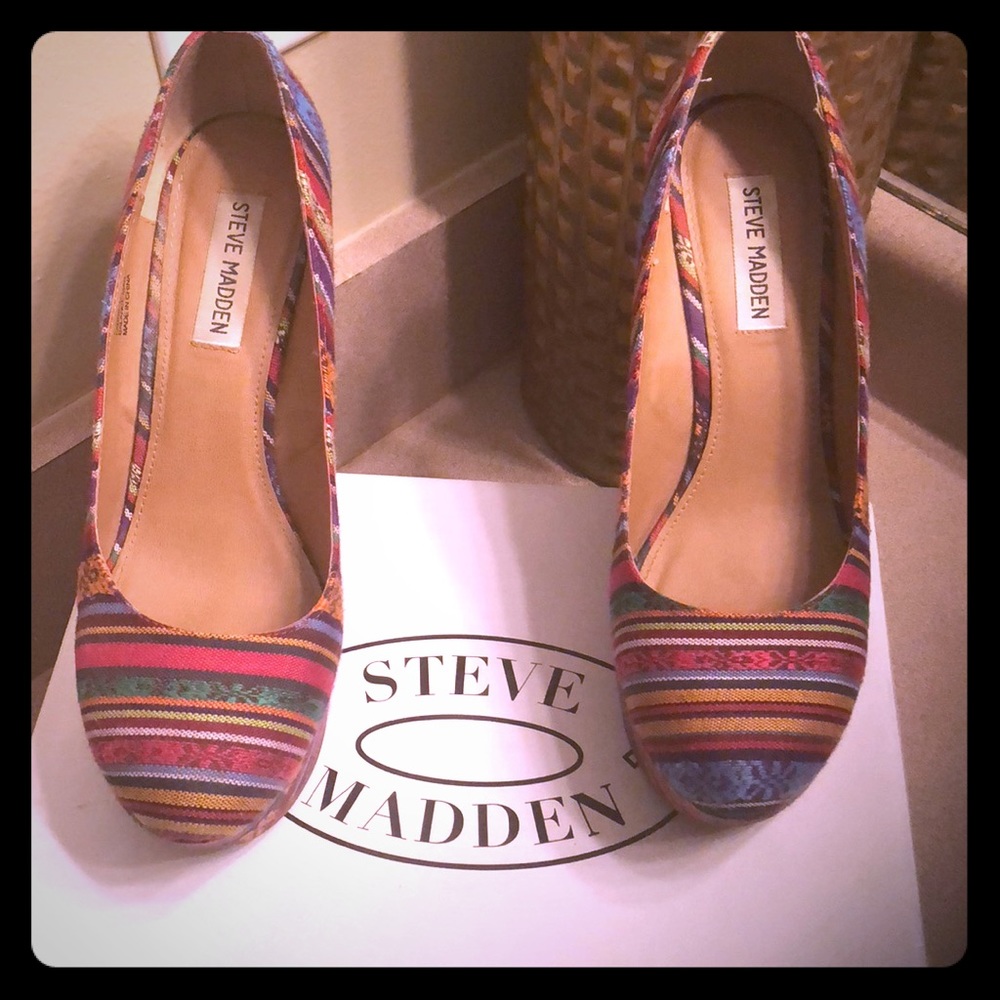 Wedge heels